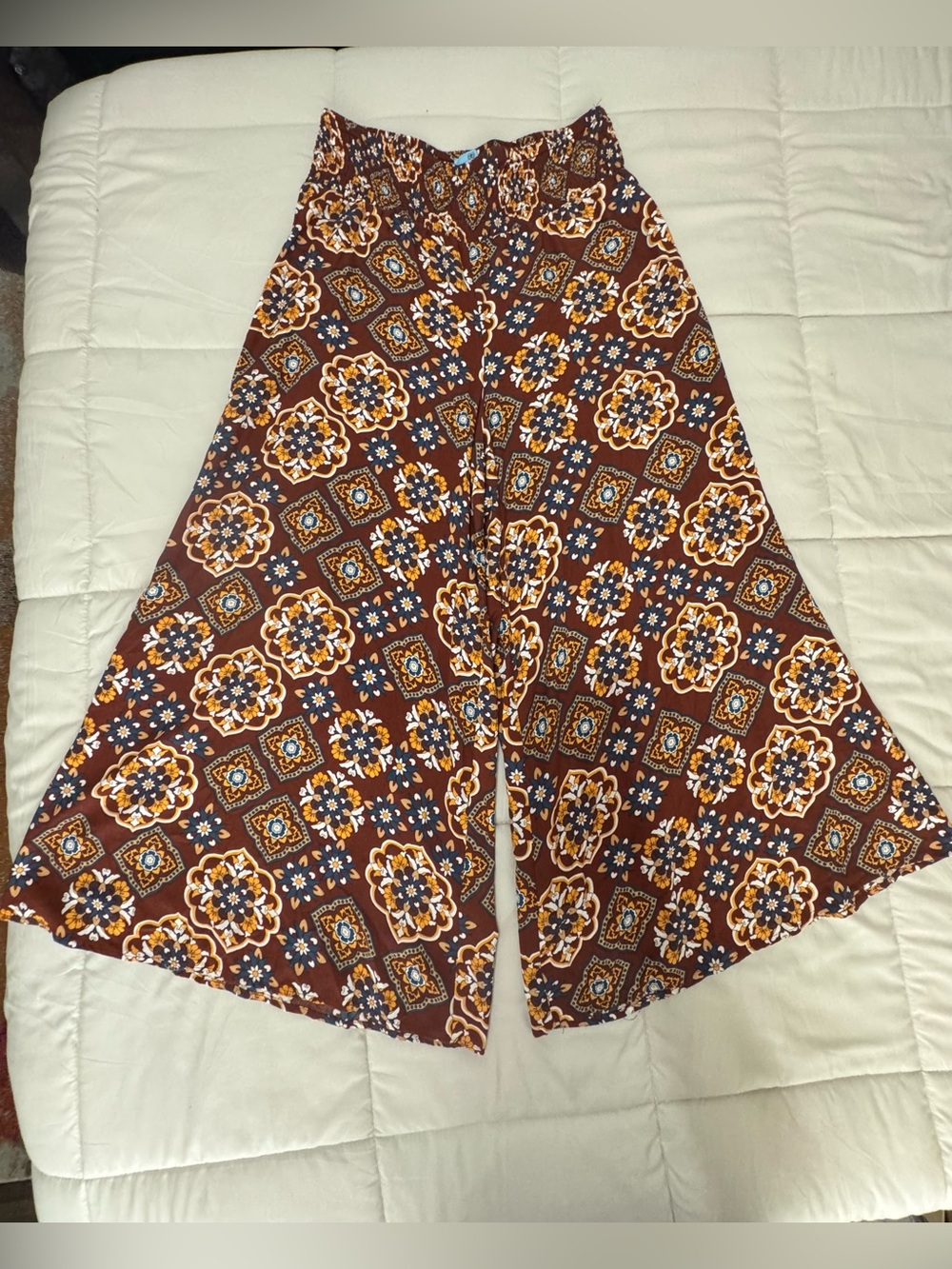 CeCe Brown Floral & Geometric Wide Leg Pants